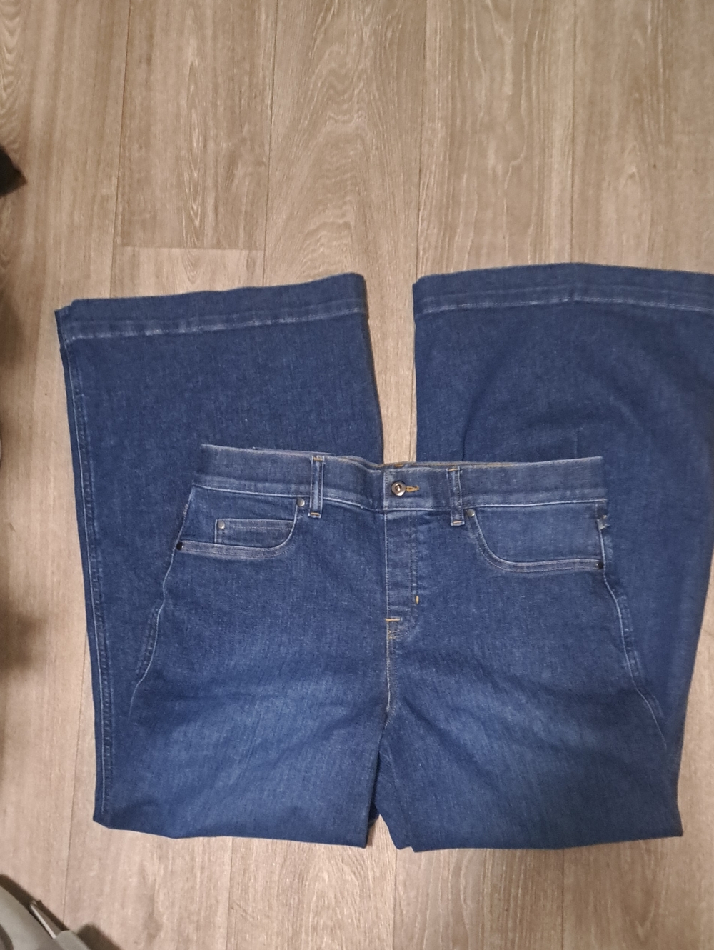 SPANX Wide Leg Jeans in Dark Blue Denim